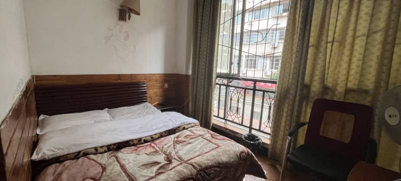 自贡汇兴宾馆图片