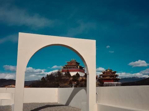 香格里拉·丹缦 | 设计师富氧观景美宿(独克宗古城月光广场店)图片