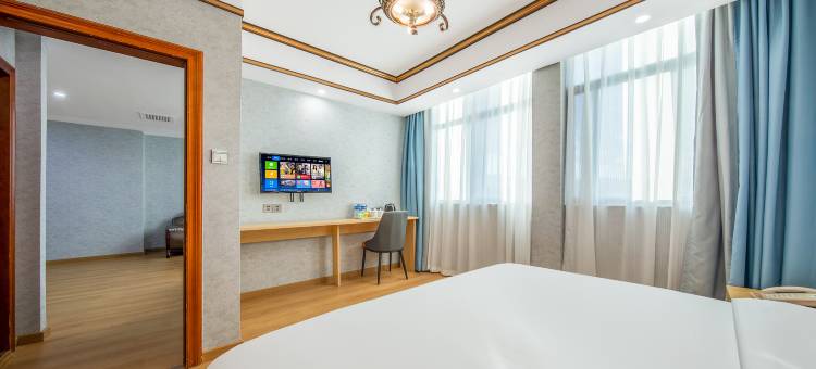 致远国际酒店(昆明滇池海洪湿地店)图片