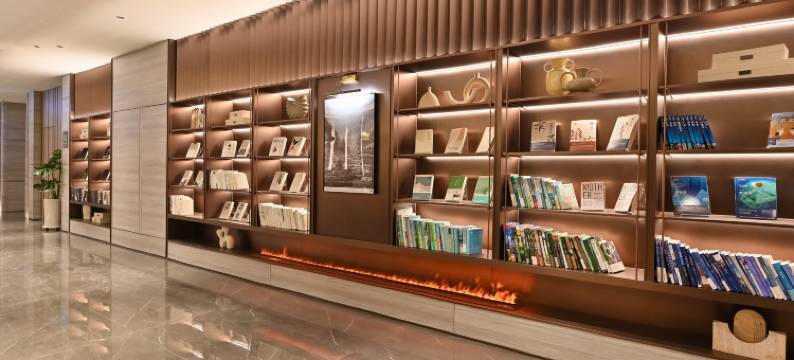 沈阳太原街民主广场亚朵酒店图片