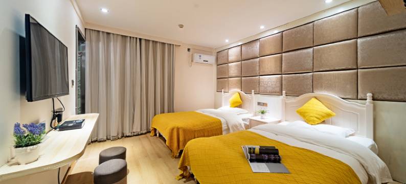 江畔悦宿酒店(阳朔西街店)图片