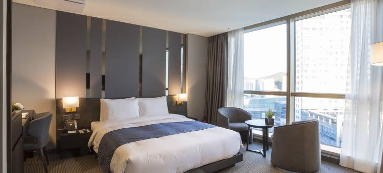 百乐酒店(Centum Premier Hotel)图片