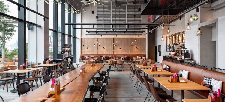 曼谷万豪Moxy 酒店拉查普拉松(Moxy Bangkok Ratchaprasong by Marriott)图片
