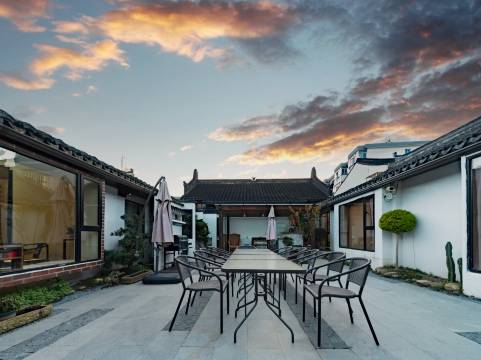 花筑·到家民宿(上海青溪老街店)图片