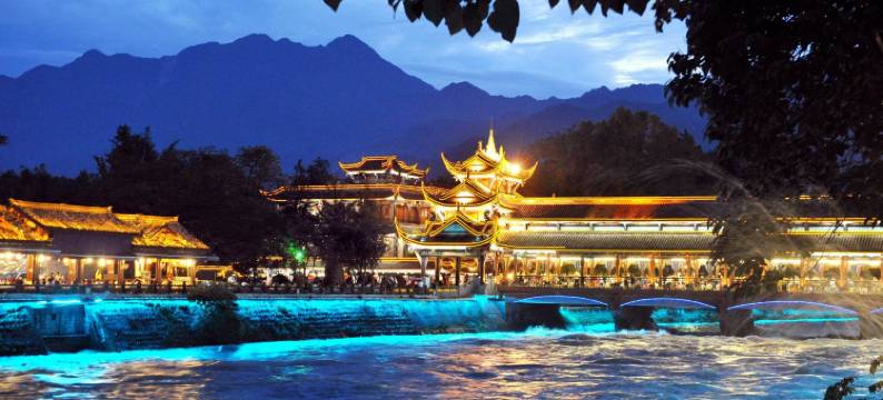 径堂巢·怡境酒店(都江堰景区步行街店)图片