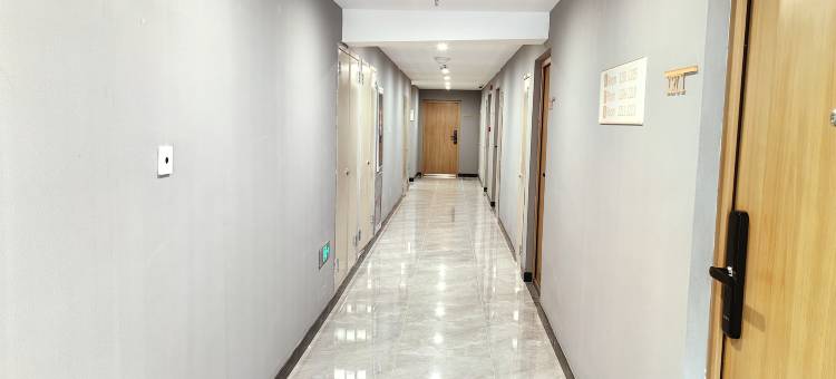 澜图优选酒店(雄安新区容城奥特莱斯店)图片
