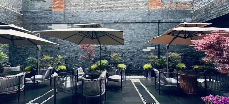 宁波奉化惠政老街亚朵酒店图片