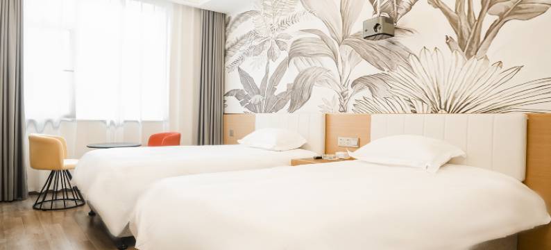 心馨民宿(亿丰时代广场店)图片