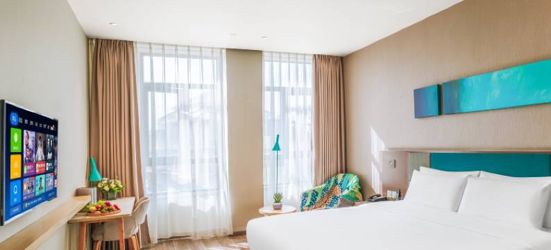 泸州呢喃酒店(万城国际天远广场店)图片