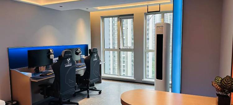 叶与晨电竞电影酒店(唐山万达店)图片