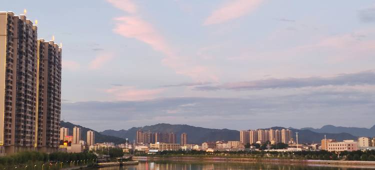 骏怡精选酒店(英山人民医院店)图片