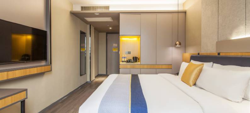 四季逸家商旅酒店(正定古城荣国府店)图片