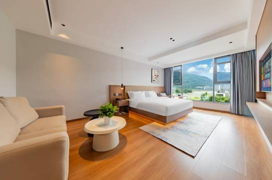 悦逸湖酒店(天全中医院318国道店)