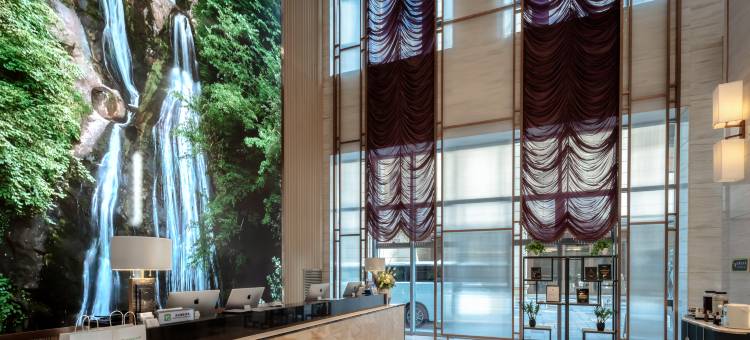 南昌美吉温德姆花园酒店(万象城摩天轮店)图片