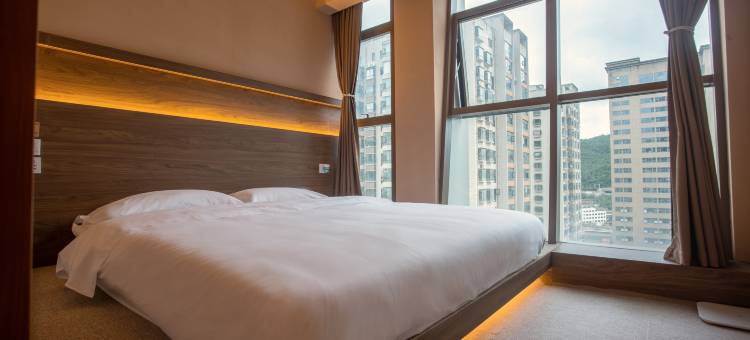 无隐良居酒店(文山光大广场店)图片