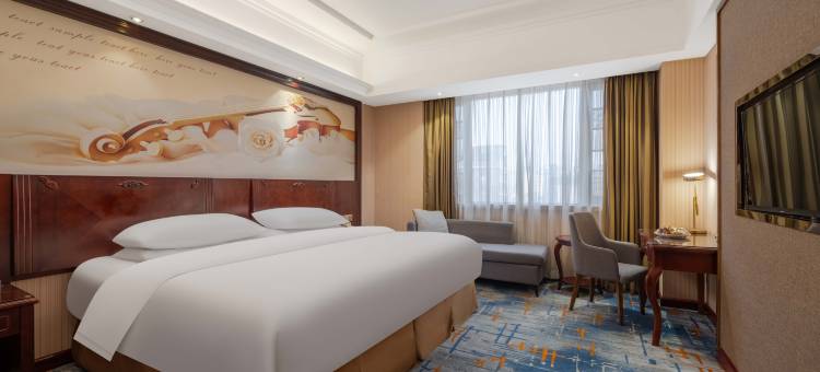 维也纳酒店(东莞大岭山体育公园店)图片