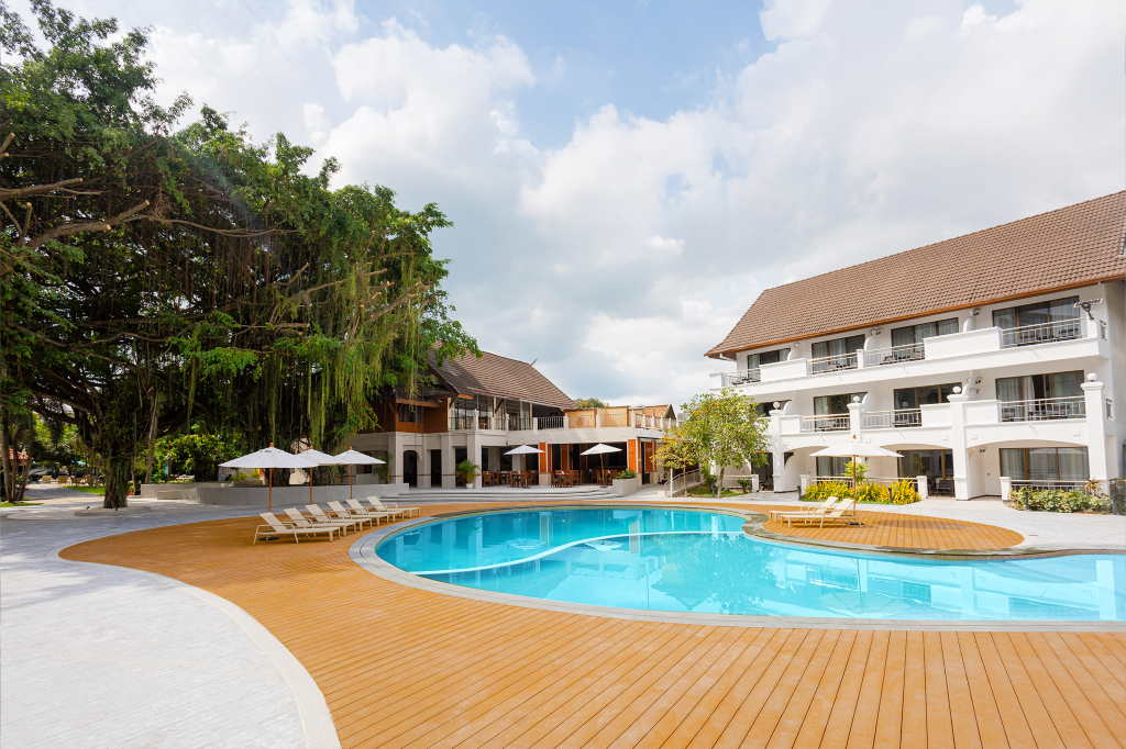 Pinnacle Grand Jomtien Resort and Beach Club Over view