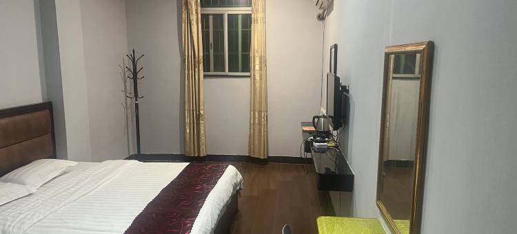 开平华庭旅店图片