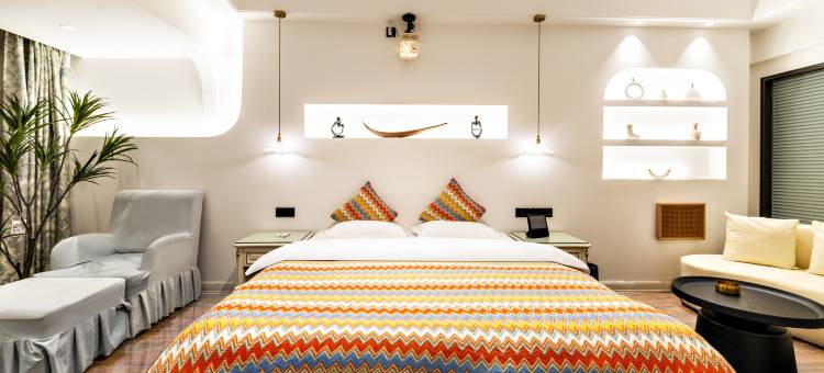 艾家智能民宿(阜阳颍州万达店)图片