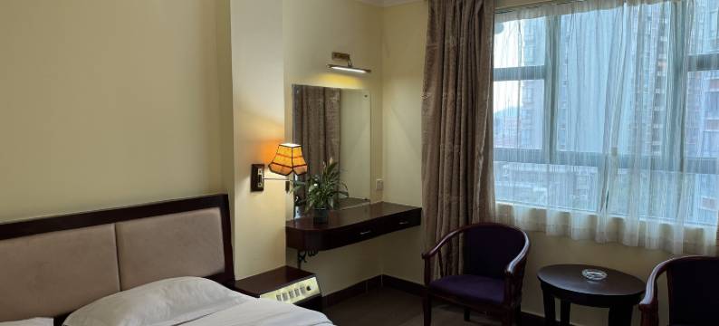 中山豪溢酒店图片