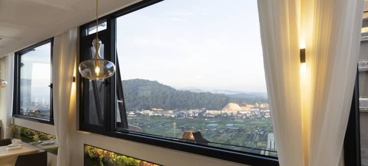 勐海其山智能酒店图片