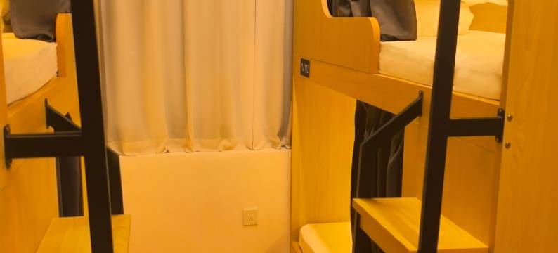 深度青年旅舍(拱北口岸珠海站店)图片