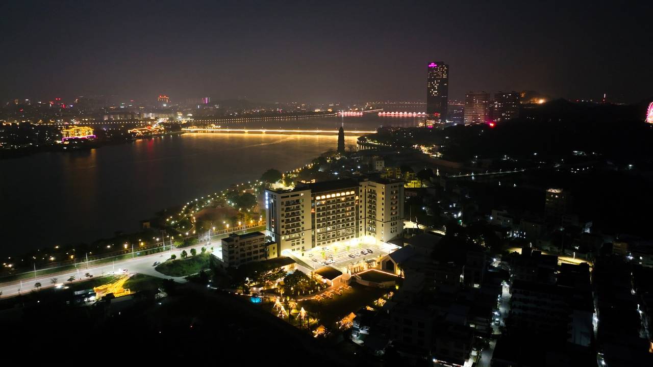 清风山房江景度假庄园(潮州开元寺泰佛殿凤凰塔店)图片