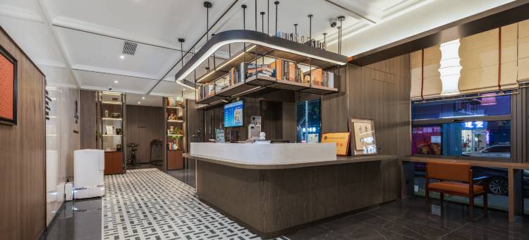 戴丁尊悦酒店(武汉黄鹤楼长江大桥店)图片