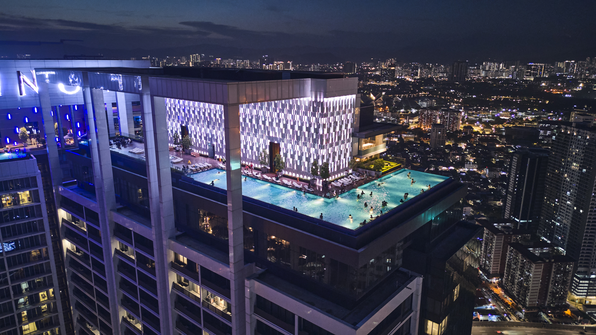 HOME STYLE at Platinum Suites 2 KLCC Twin Towers Over view