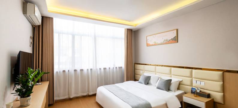 洛阳瑞莘酒店(龙门高铁站宝龙广场店)图片