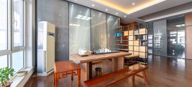 轻住酒店(青岛正阳东路地铁站店)图片