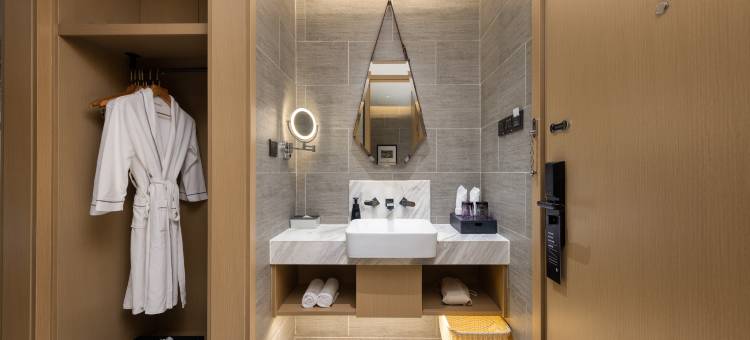 上海艺龙酒店(浦东金桥LaLaport店)图片