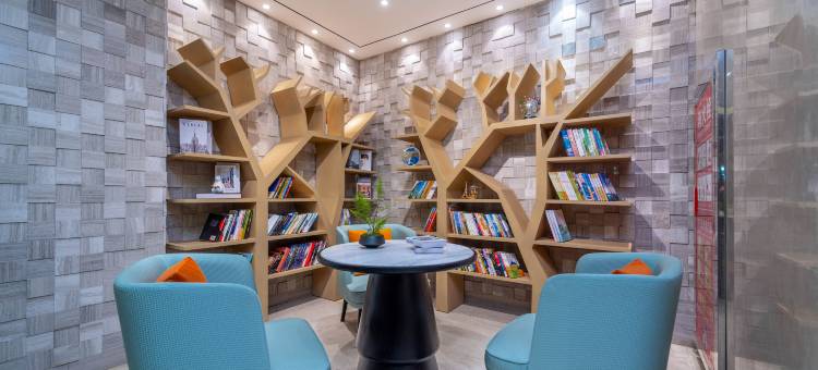 中卫哲维斯·假日酒店(鼓楼店)图片