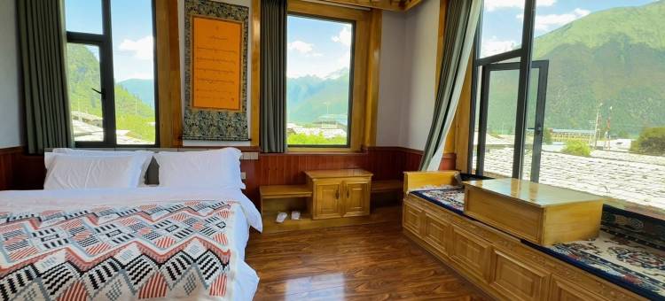 工布江达牧云客栈图片