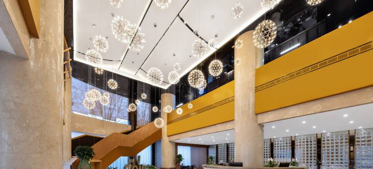 鸿鑫澜庭大酒店图片