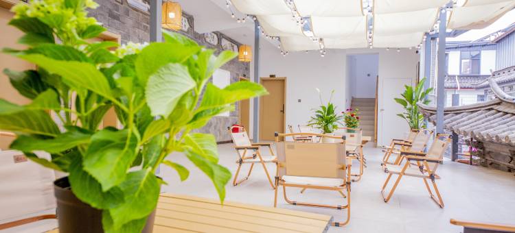 小鹿辰客·久悦生活美宿(大理古城洱海门店)图片