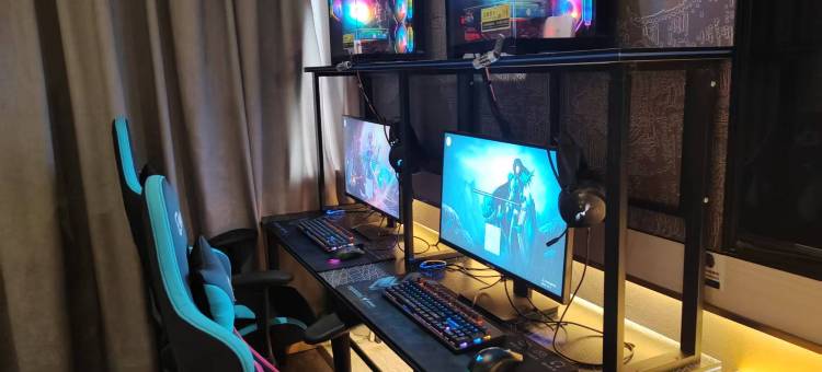 竞族电竞酒店(安庆高铁站光彩大市场店)图片