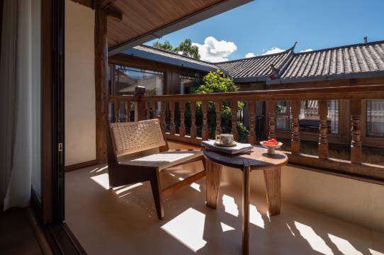 浅棠·如故Aesthetic Solitude诧寂美学民宿(丽江古城大水车店)