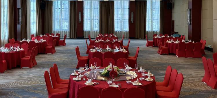 华云大酒店(横峰县政府行政服务中心店)图片