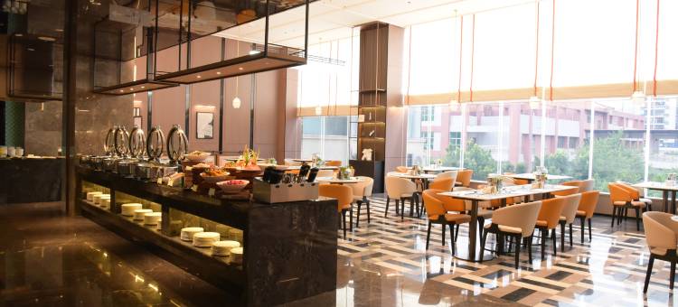 始兴石湖广场雲朵酒店图片