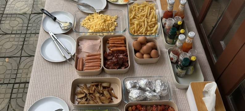 夜丰颂德霍姆酒店(De Hom Hotel Mae Hong Son)图片