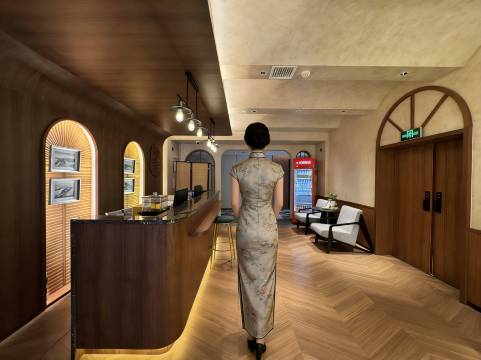 亚美达酒店(醴陵门瓷城古韵一江两岸店)