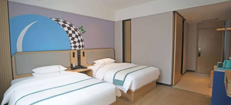 城市便捷酒店(凤山红军路店)图片