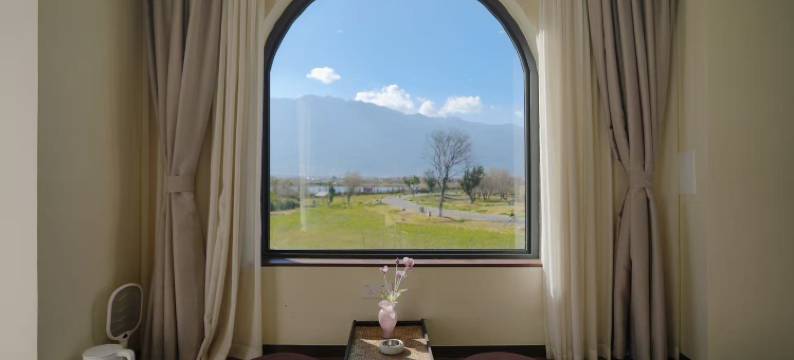 大理有期·苍山日落田园观景Villa度假民宿(洱海生态廊道店)图片