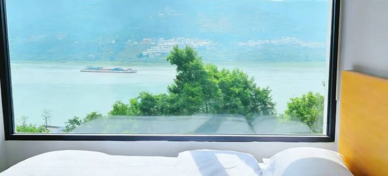 烟雨江畔民宿(奉节店)图片