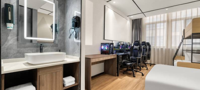 寓约电竞(信阳淮滨西亚美悦广场店)图片