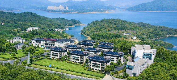 黄山阳明合一山居(太平湖风景区店)图片