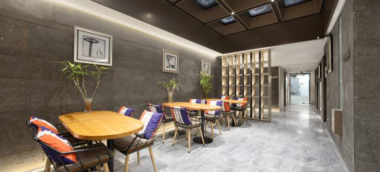 艺龙安云酒店(北京鸟巢奥体中心地铁站店)图片