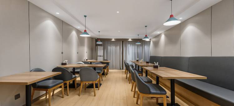 悦电竞酒店(连云港苏宁广场店)图片