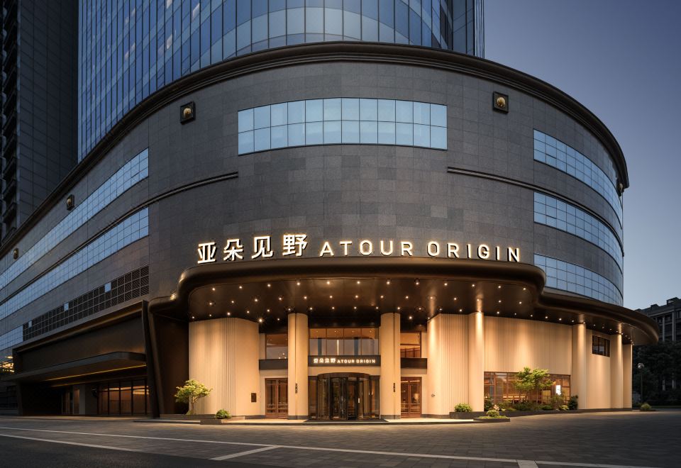 南昌滕王阁八一馆江景亚朵见野酒店外景图